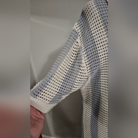 MASSIVE LUXURY Crochet OpenKnit ShortSleeve Button Shirt.Blue/cream Stripe L NWT - Picture 8 of 12